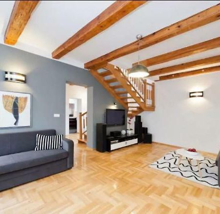 Urban Nest Apartments- Old Town Stradomska 9 Красков Екстериор снимка