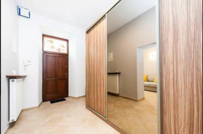 Urban Nest Apartments- Old Town Stradomska 9 Красков Екстериор снимка