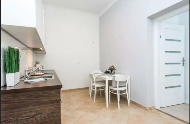 Urban Nest Apartments- Old Town Stradomska 9 Красков Екстериор снимка